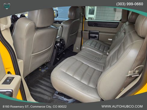 Used 2003 HUMMER H2 w/ Preferred Equipment Group image 9