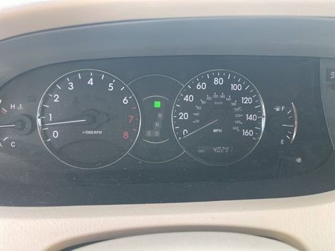 Used 2009 Toyota Avalon XLS FWD image 5