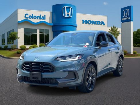 Used 2024 Honda HR-V Sport image 2