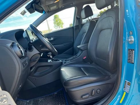 Used 2022 Hyundai Kona Limited AWD/4WD image 7
