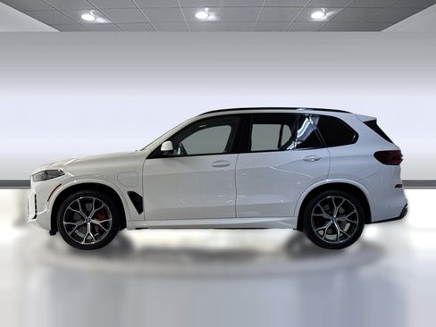 Used 2024 BMW X5 xDrive50e w/ M Sport Package AWD/4WD image 2