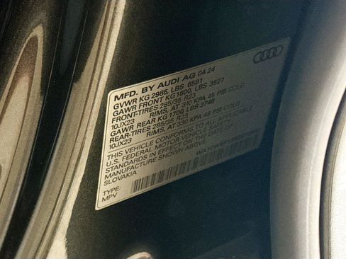 Certified 2024 Audi SQ8 Prestige w/ Prestige Package AWD/4WD image 32