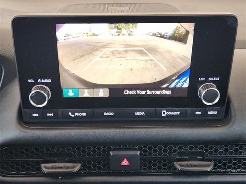 Certified 2023 Honda HR-V LX image 17