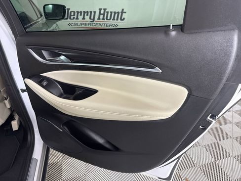 Used 2023 Buick Enclave Premium w/ Experience Buick Package image 25