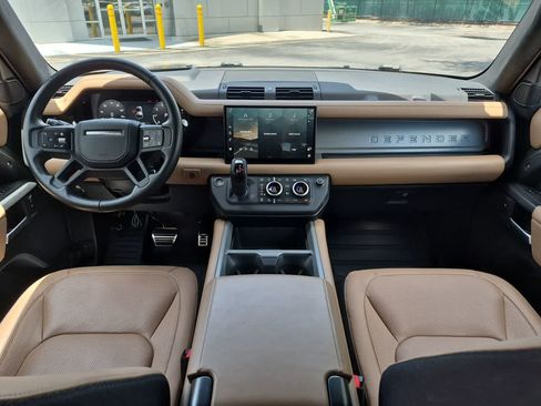 Certified 2025 Land Rover Defender 110 X AWD/4WD image 16