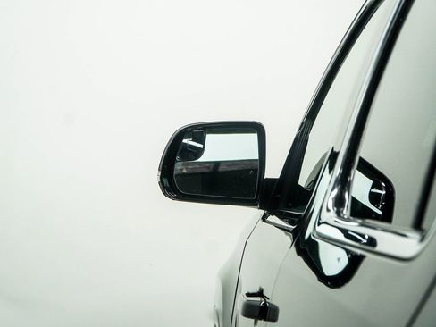 Used 2024 Jeep Grand Wagoneer L 4WD image 14