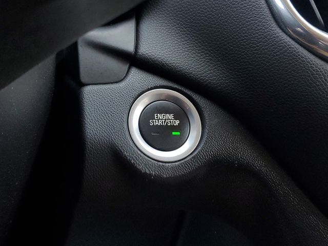 Used 2019 Chevrolet Equinox LT FWD image 33