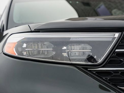 Used 2024 Ford Explorer XLT w/ Equipment Group 202A image 14