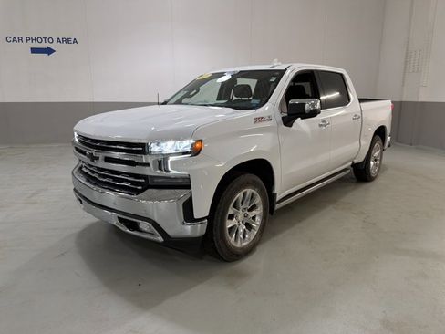 Used 2019 Chevrolet Silverado 1500 LTZ w/ LTZ Premium Package AWD/4WD image 4
