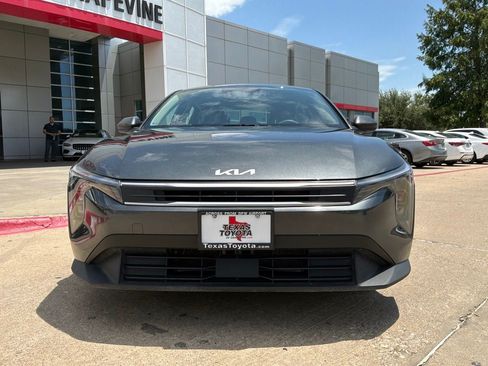 Used 2025 Kia K4 FWD image 3