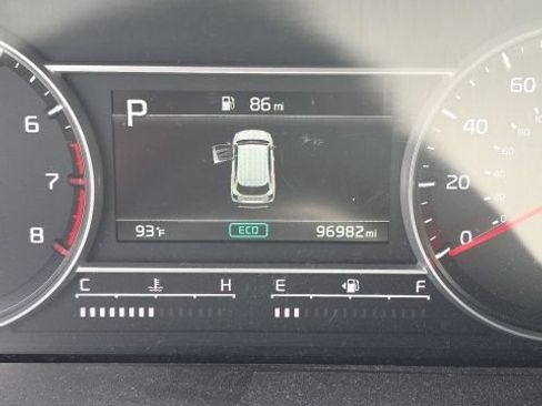 Used 2021 Kia Sorento LX FWD image 19