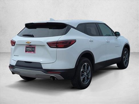 Used 2025 Chevrolet Blazer LT FWD image 6
