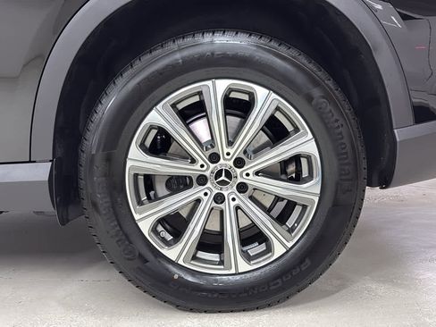 New 2026 Mercedes-Benz GLC 300 4MATIC image 11