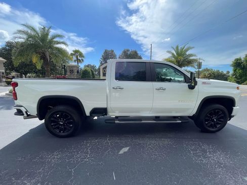 Used 2023 Chevrolet Silverado 3500 LT w/ All Star Edition AWD/4WD image 4