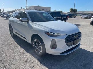 Used 2025 Audi Q5 Premium w/ Convenience Package AWD/4WD video 1