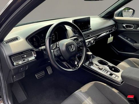 Used 2025 Honda Civic Sport image 13