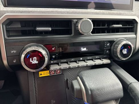 Used 2026 Toyota 4Runner Trailhunter AWD/4WD image 16