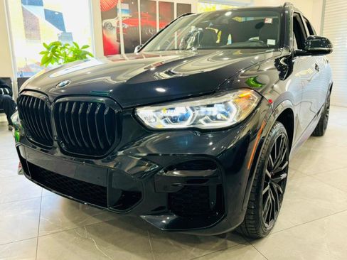 Used 2022 BMW X5 sDrive40i w/ M Sport Package image 3