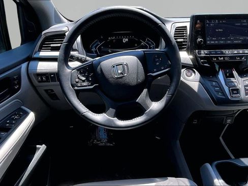 Used 2024 Honda Odyssey EX-L image 9