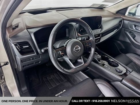 Certified 2023 Nissan Rogue Platinum w/ Platinum Premium Package image 9