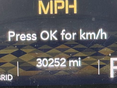 Used 2024 Jeep Wrangler Unlimited w/ Convenience Group image 32