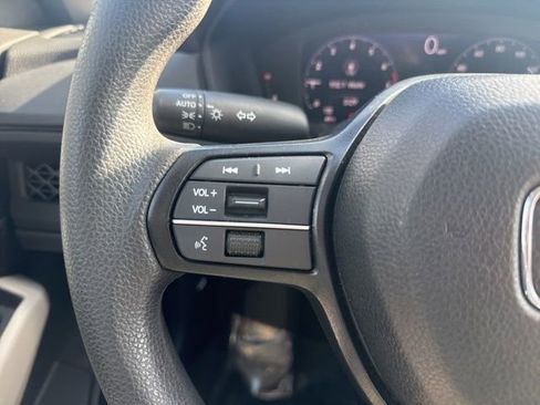 Used 2025 Honda Accord SE image 13