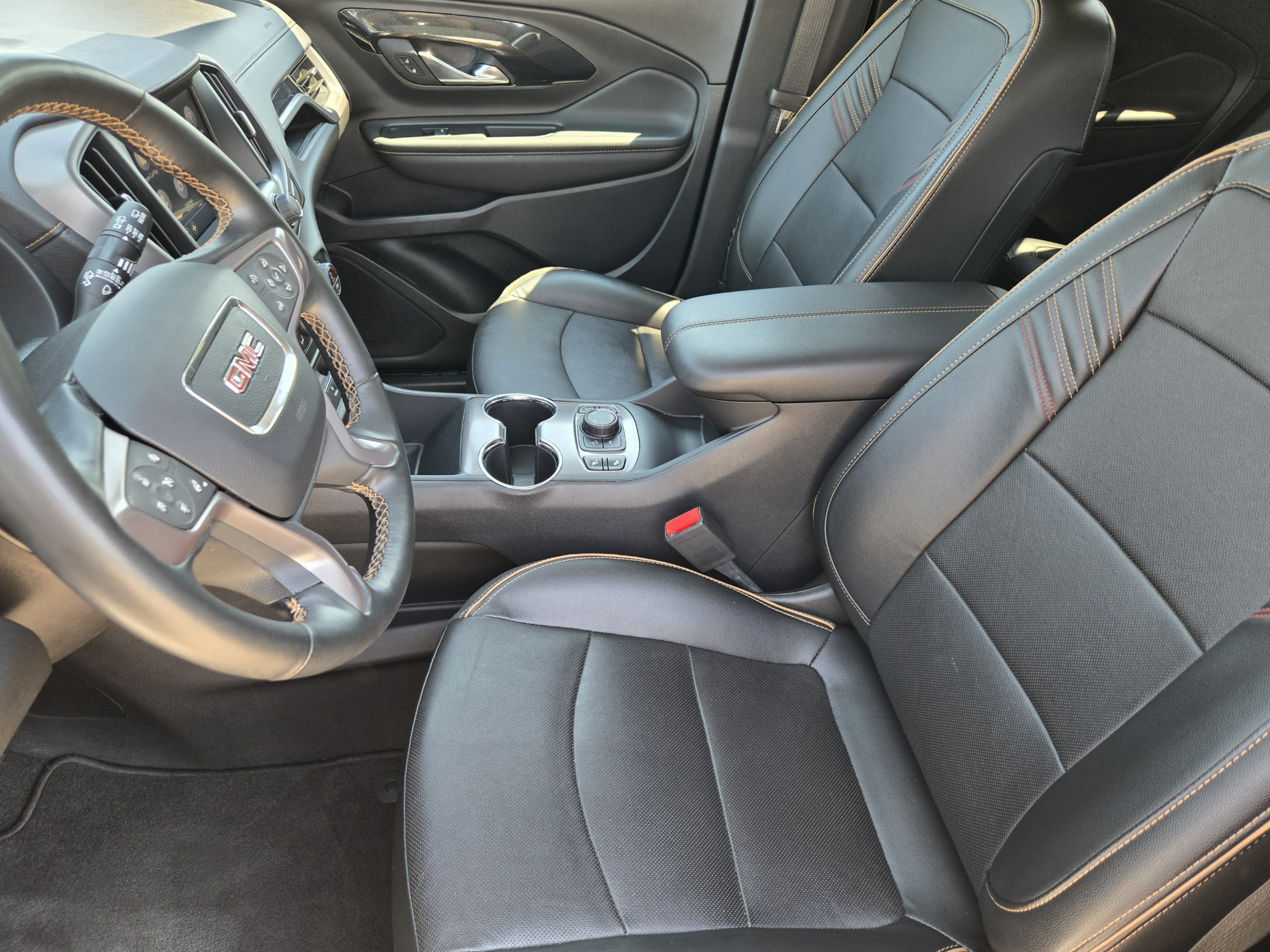 Used 2023 GMC Terrain AT4 AWD/4WD image 9