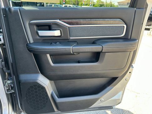 Used 2022 RAM 2500 Big Horn w/ Level A Equipment Group AWD/4WD image 30