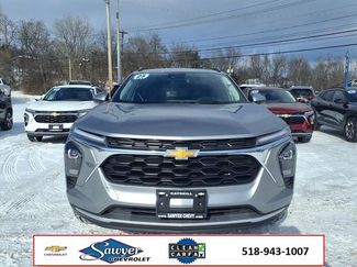 Used 2025 Chevrolet Trax LT w/ LT Convenience Package video 2