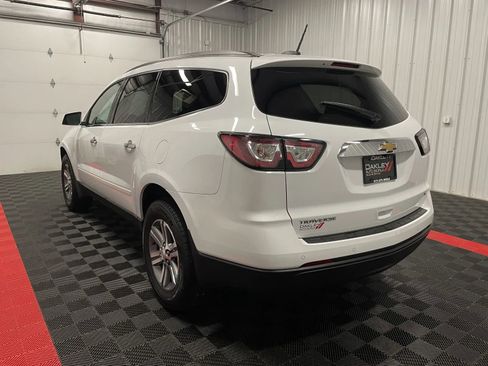 Used 2017 Chevrolet Traverse LT image 13