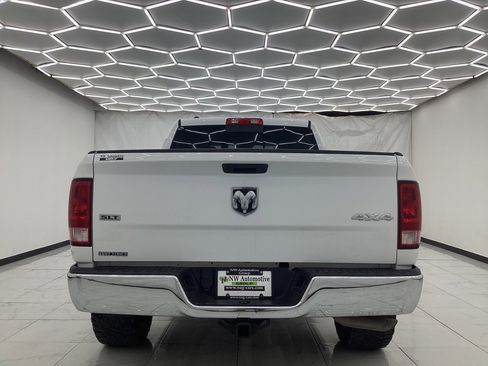 Used 2020 RAM 1500 Classic SLT image 10