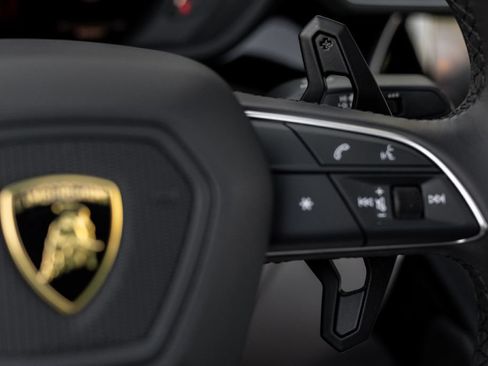 Used 2023 Lamborghini Urus S AWD/4WD image 29