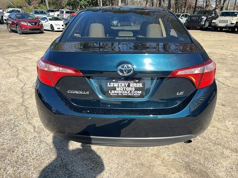 Used 2018 Toyota Corolla LE image 6