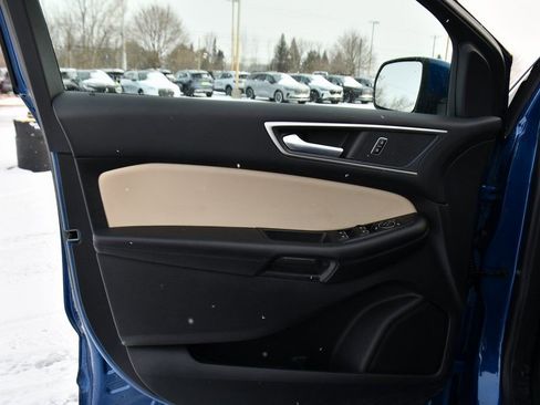 Used 2023 Ford Edge SEL w/ Convenience Package image 22