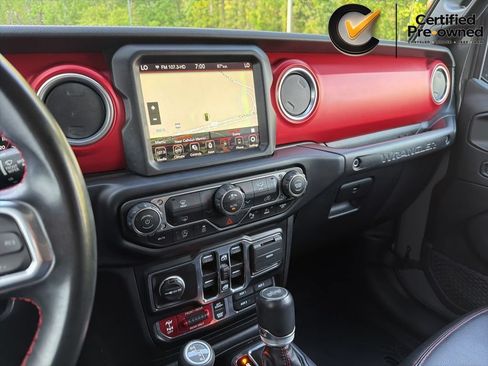 Used 2022 Jeep Wrangler Unlimited Rubicon w/ LED Lighting Group AWD/4WD image 71