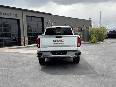 Used 2023 GMC Sierra 1500 SLE w/ X31 Off-Road Package AWD/4WD image 4