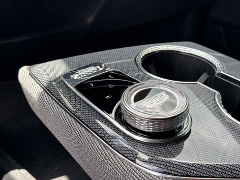 Certified 2025 Cadillac Optiq Sport 2 AWD/4WD image 23