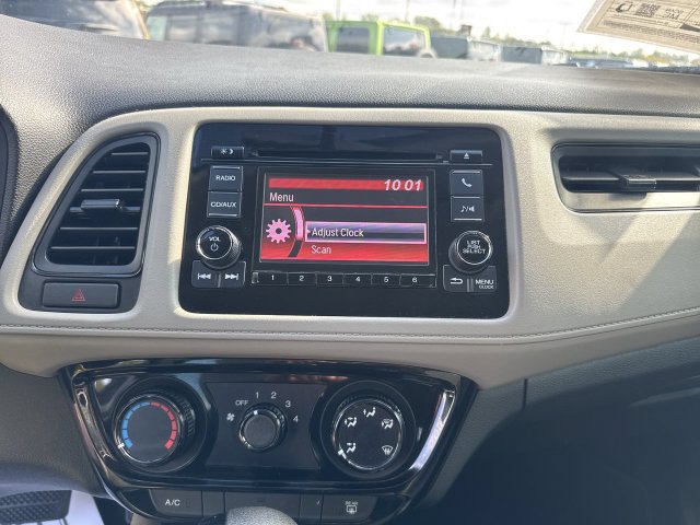 Used 2018 Honda HR-V LX image 18
