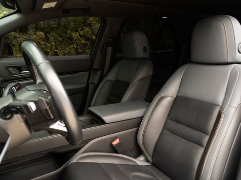 Used 2024 Honda Prologue Touring image 17