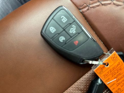 Used 2024 GMC Sierra 2500 Denali Ultimate image 37