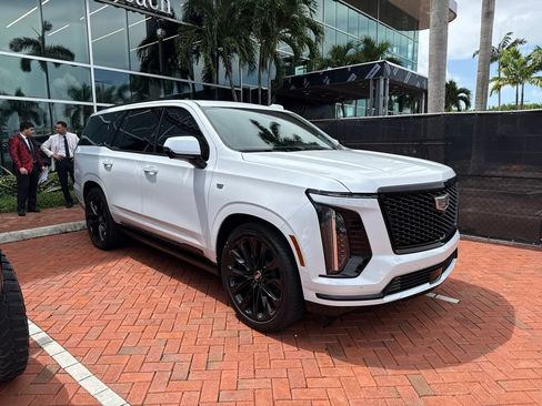 Used 2026 Cadillac Escalade Platinum Sport w/ LPO, ONYX Package AWD/4WD image 1
