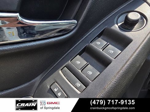 Used 2019 Chevrolet Trax LT AWD/4WD image 12