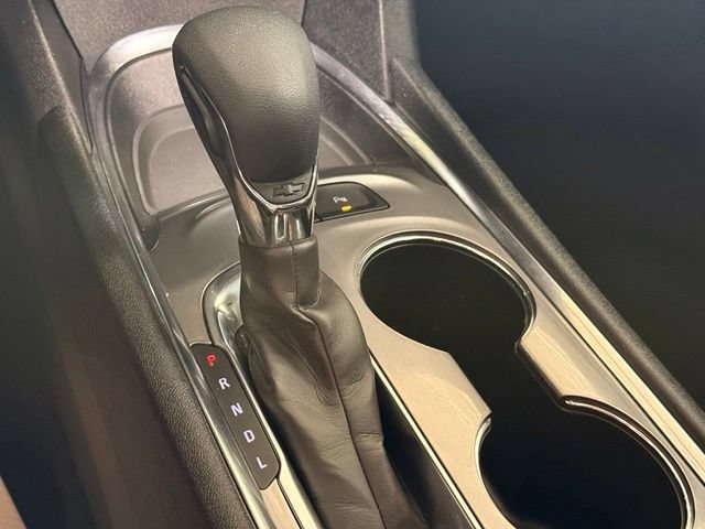 Used 2024 Chevrolet Malibu LT FWD image 16