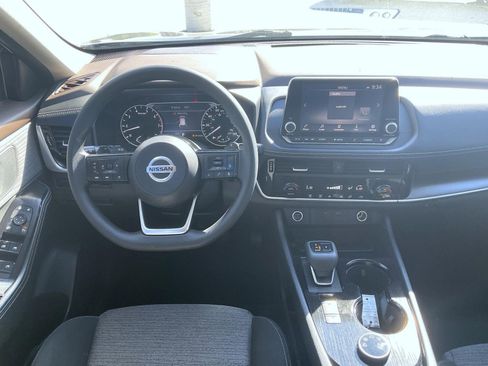 Used 2021 Nissan Rogue SV AWD/4WD image 14