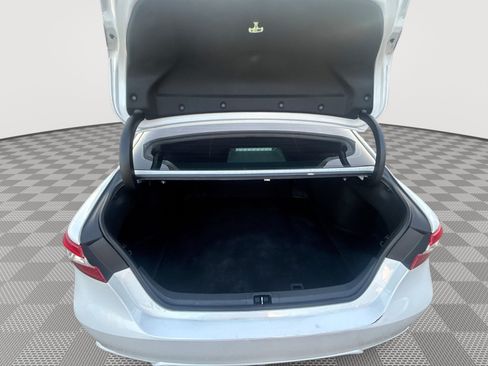 Used 2020 Toyota Camry XSE FWD image 22