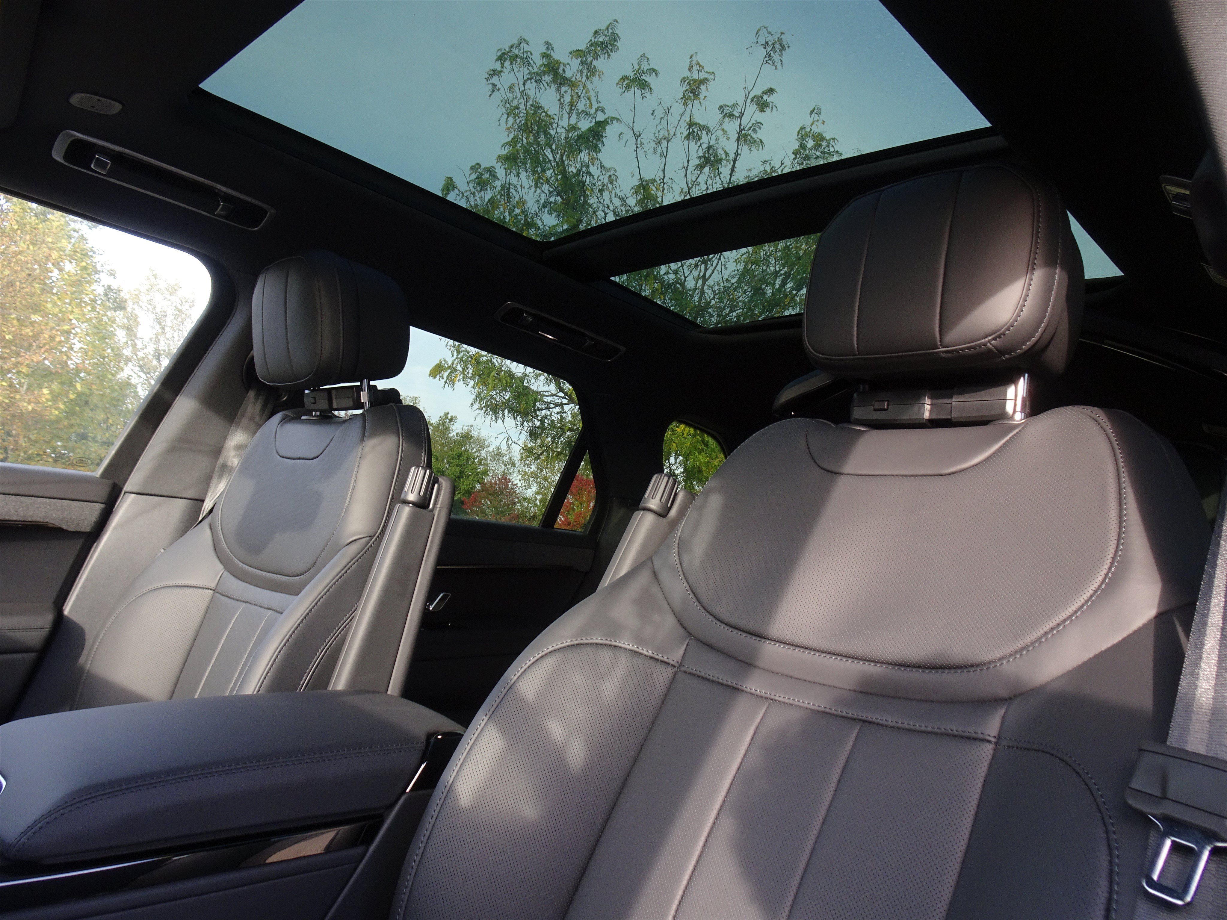 New 2027 Land Rover Range Rover Sport Dynamic SE AWD/4WD image 14