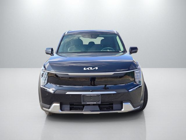 New 2026 Kia EV9 Wind AWD/4WD image 2