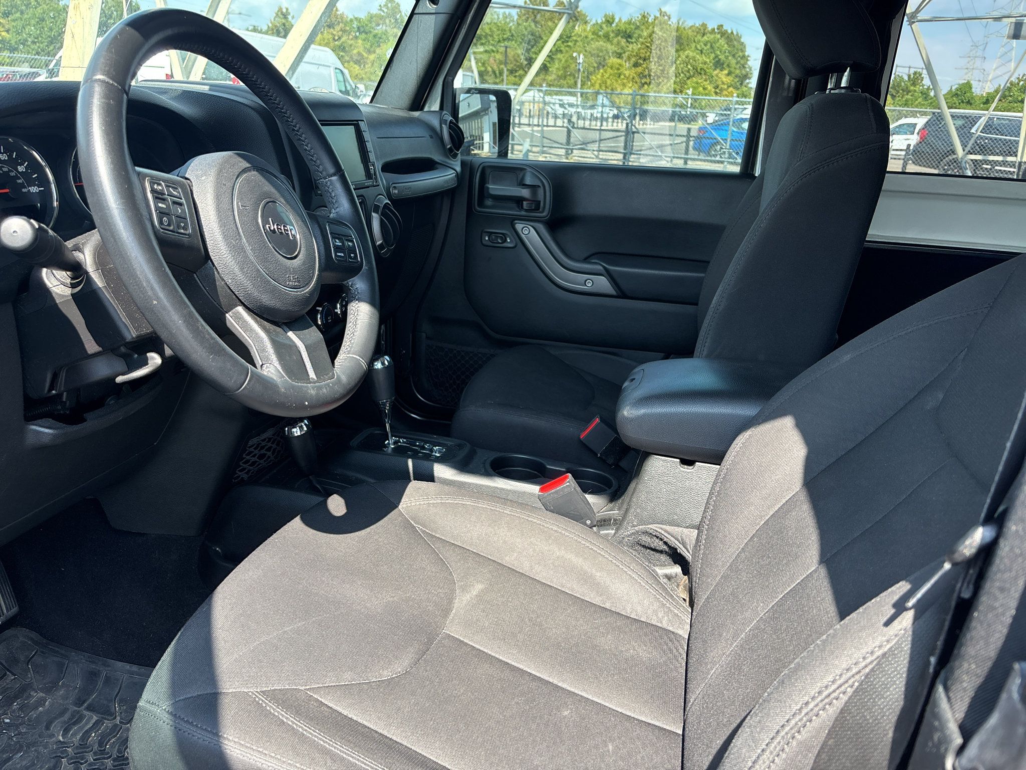 Used 2017 Jeep Wrangler Sport AWD/4WD image 13