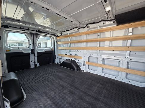 Used 2025 Ford Transit 250 Low Roof w/ Exterior Upgrade Package RWD image 26