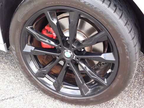 Used 2023 BMW X4 M40i w/ Premium Package image 11